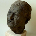 portret , ceramika szamotowa, patynowana; wys.: 26 cm